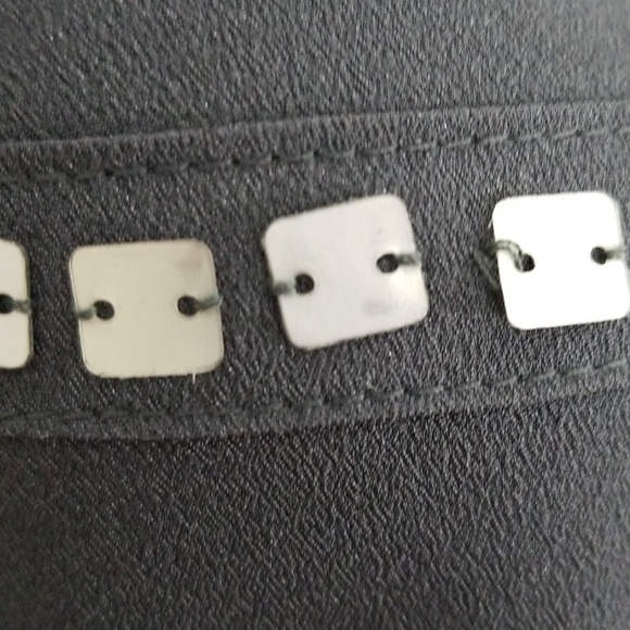 KENSIE Crepe Tank with Square Beads NWT - Picture 2 of 8